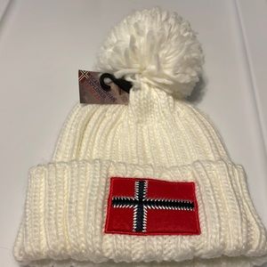 Scandinavian Explore winter Knit Hat